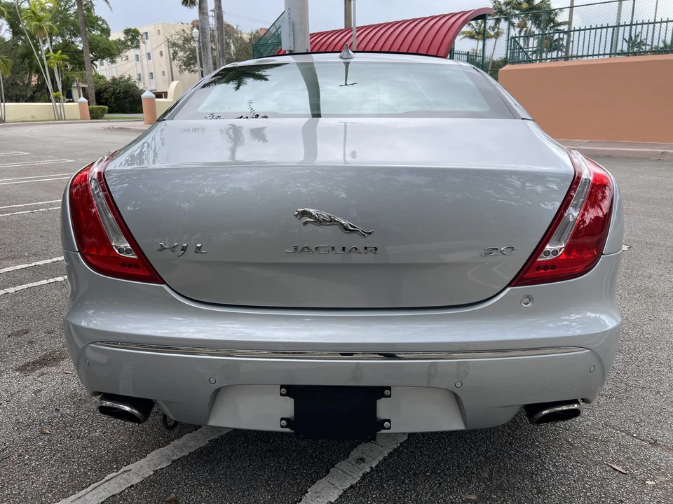 2015 Jaguar X351 XJ - Image 14 of 31