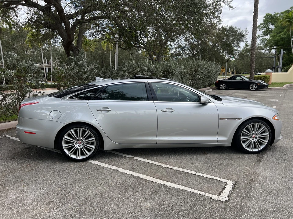 2015 Jaguar X351 XJ - Image 6 of 31