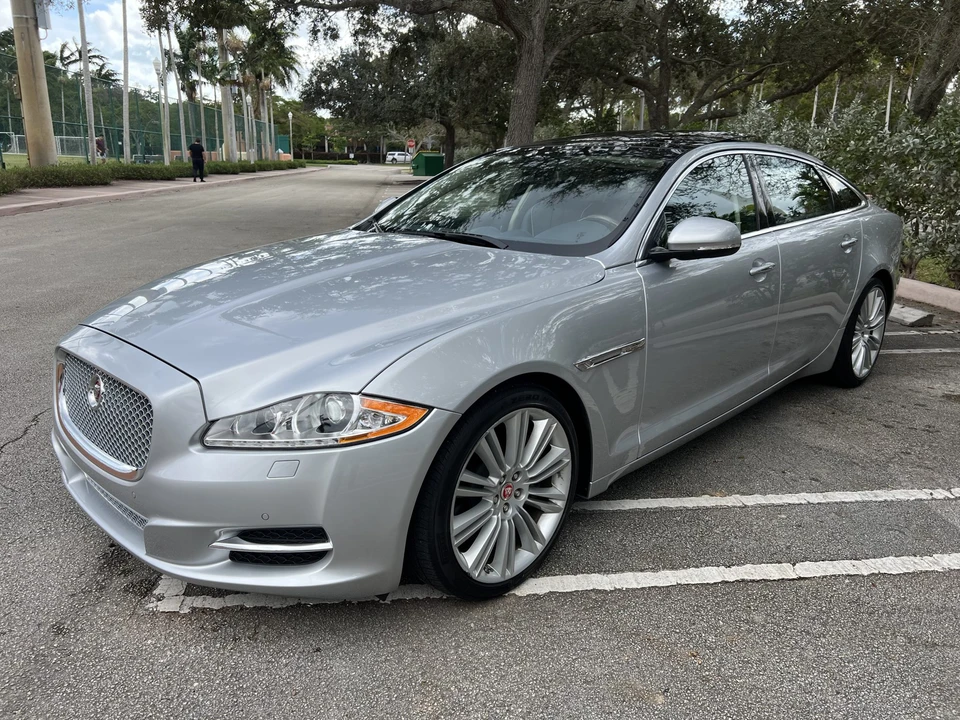 2015 Jaguar X351 XJ - Image 2 of 31