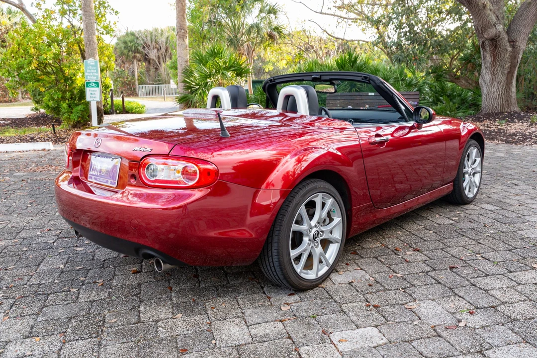 2015 Mazda NC MX-5 Miata - Image 6 of 31