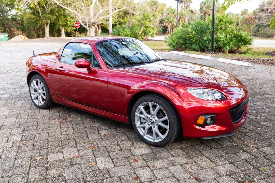 2015 Mazda NC MX-5 Miata - Image 17 of 31