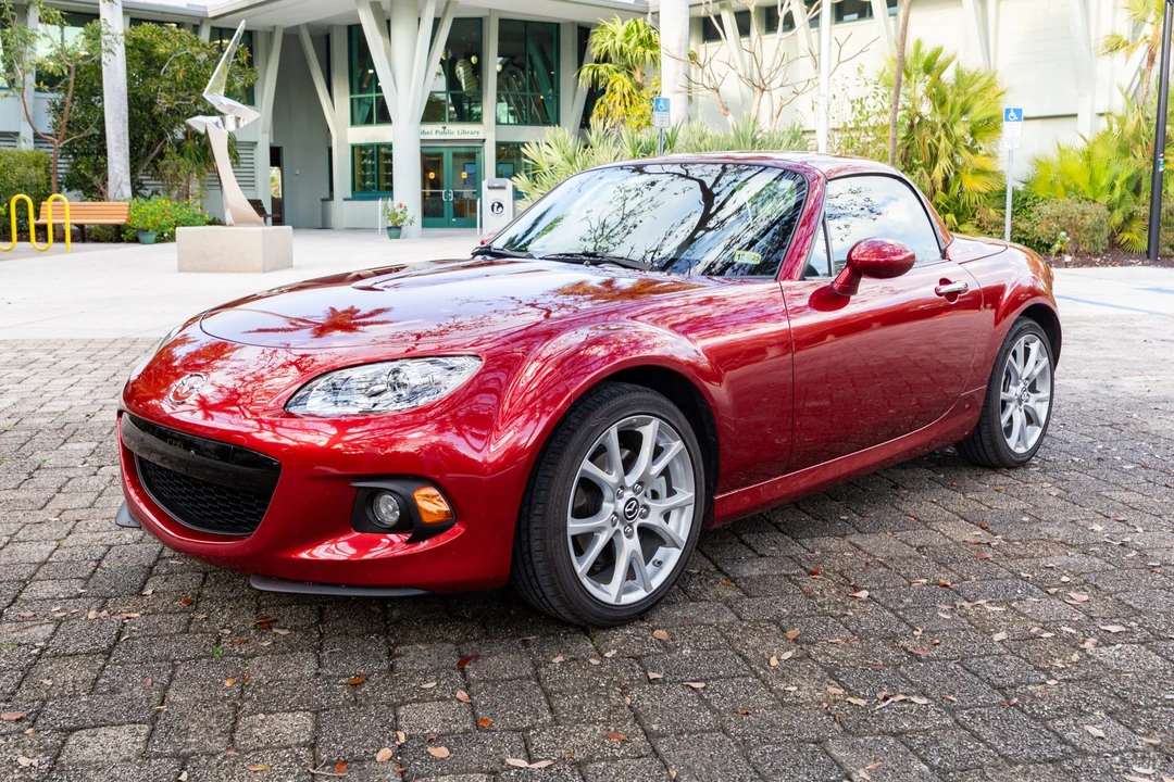 2015 Mazda NC MX-5 Miata - Image 10 of 31