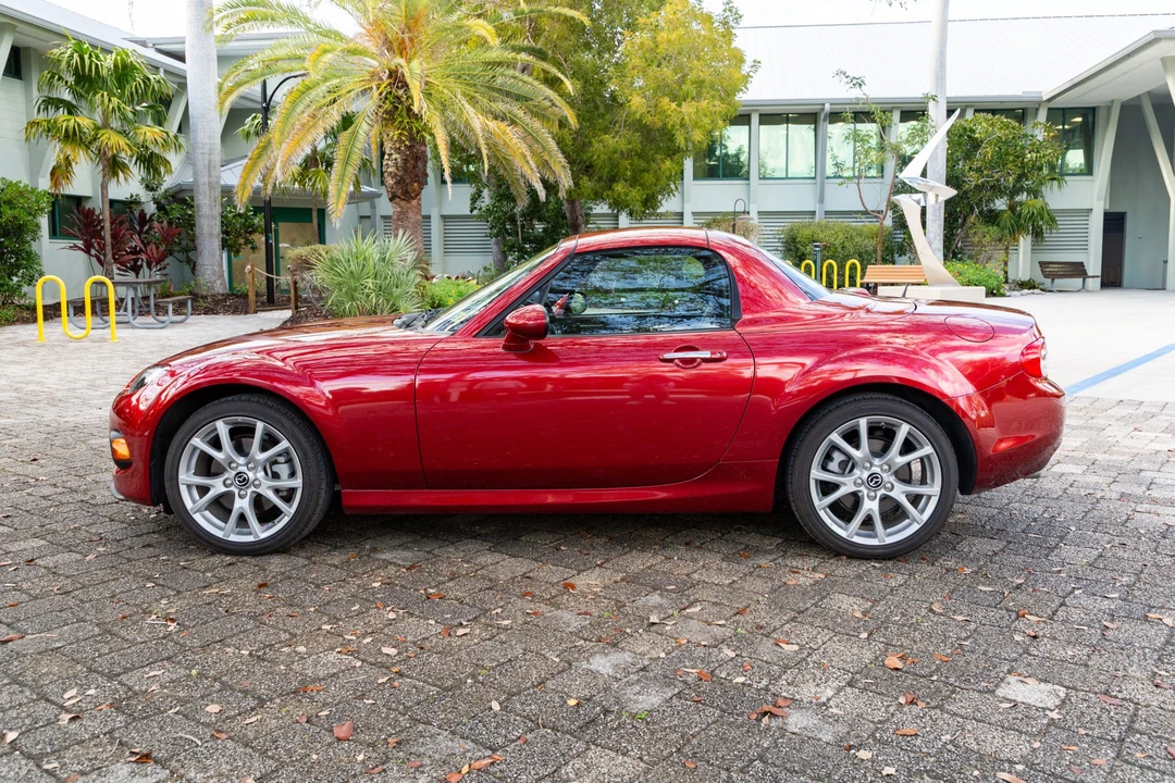 2015 Mazda NC MX-5 Miata - Image 11 of 31