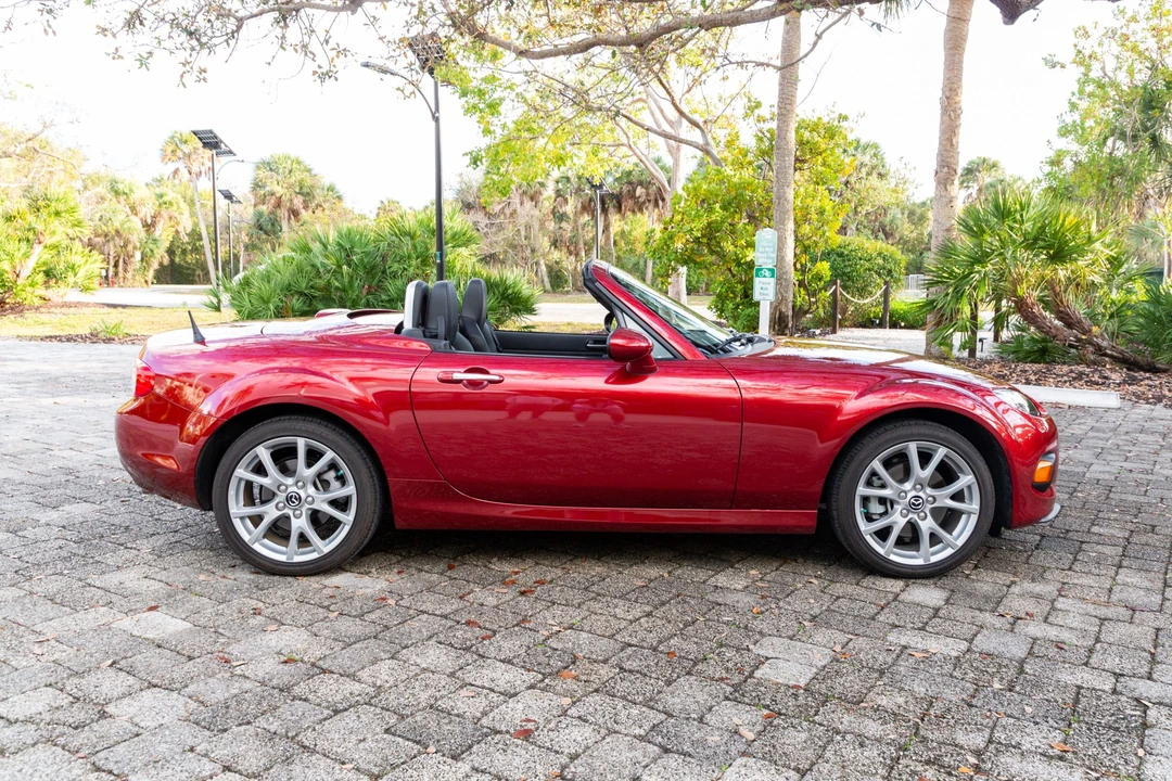 2015 Mazda NC MX-5 Miata - Image 7 of 31