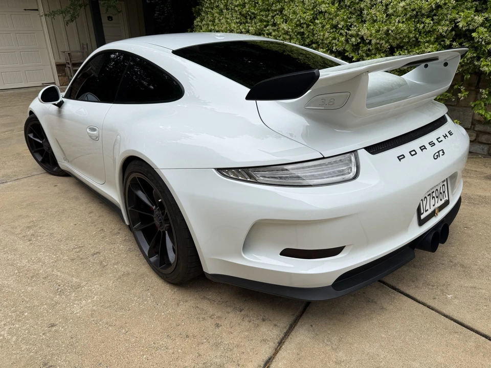 2015 Porsche 991 GT3 - Image 5 of 31