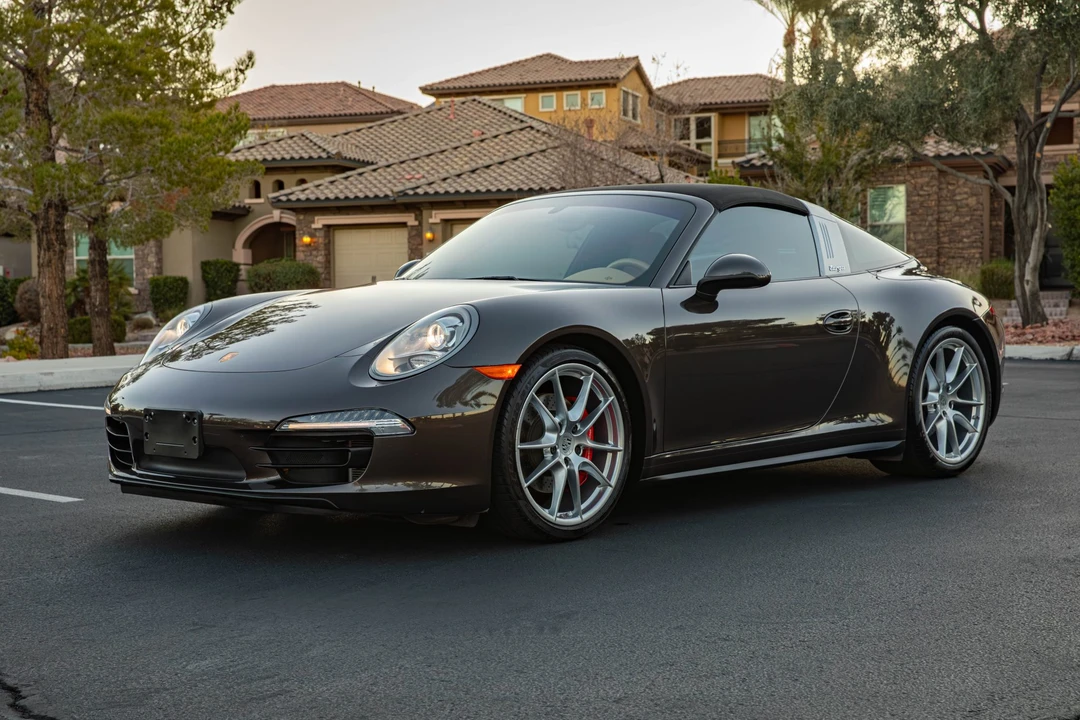 2015 Porsche 991 Targa 4 & 4S - Image 3 of 31