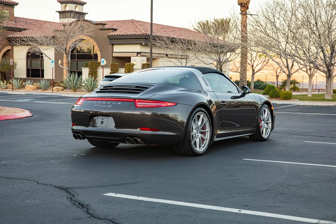2015 Porsche 991 Targa 4 & 4S - Image 7 of 31