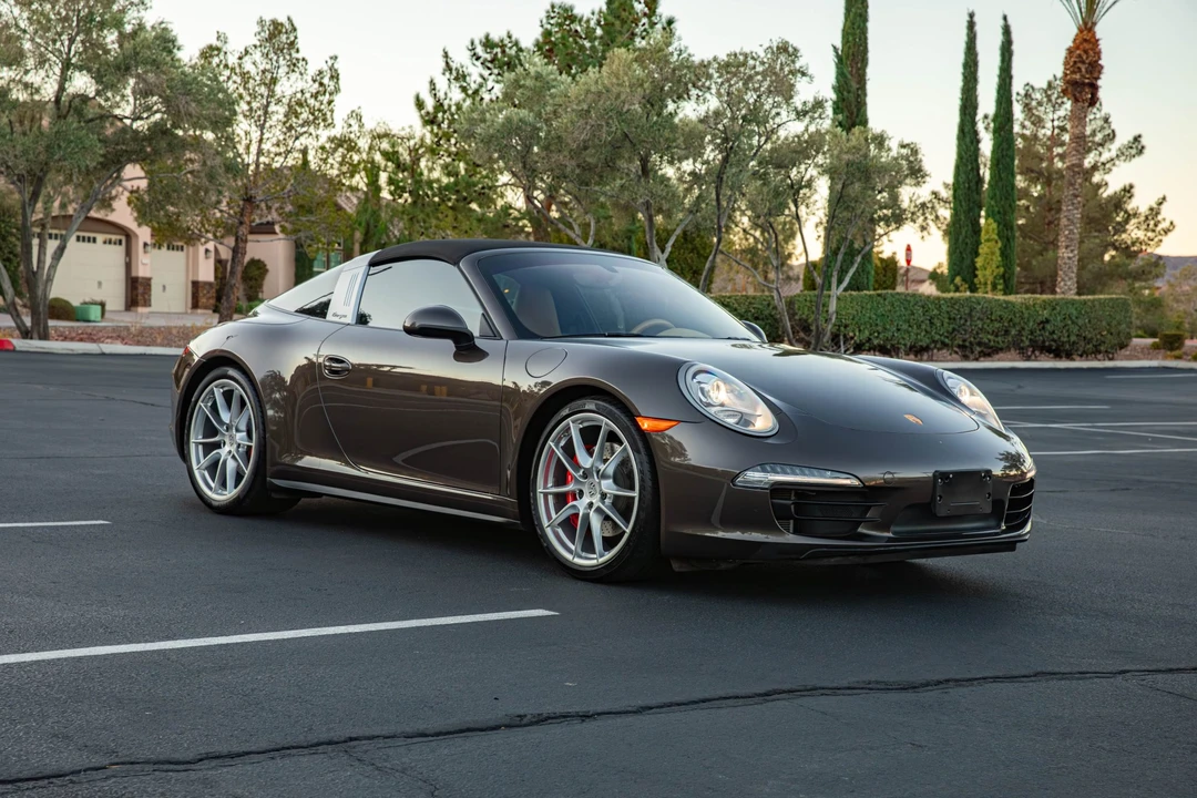 2015 Porsche 991 Targa 4 & 4S - Image 9 of 31