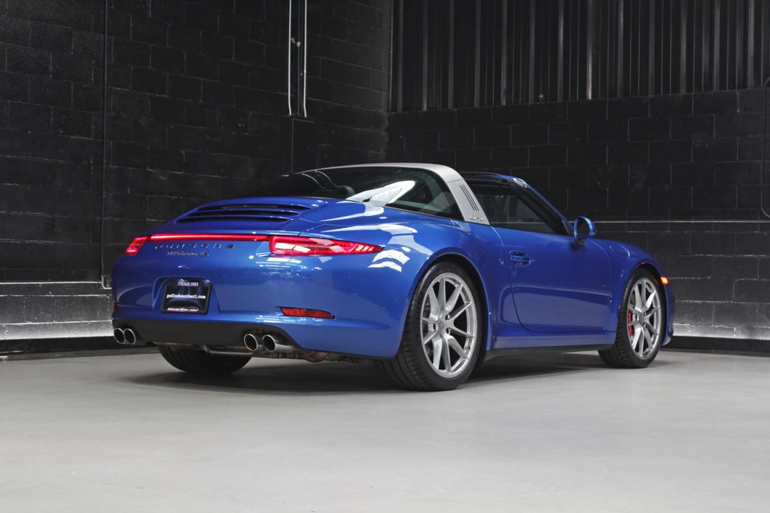 2015 Porsche 991 Targa 4 & 4S - Image 18 of 31