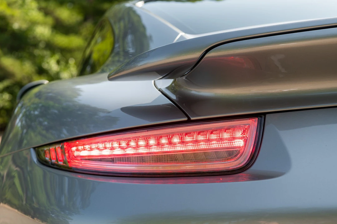 2015 Porsche 991 Turbo S - Image 23 of 31