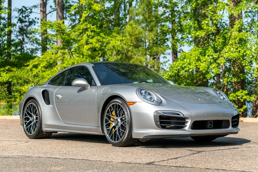 2015 Porsche 991 Turbo S - Image 9 of 31