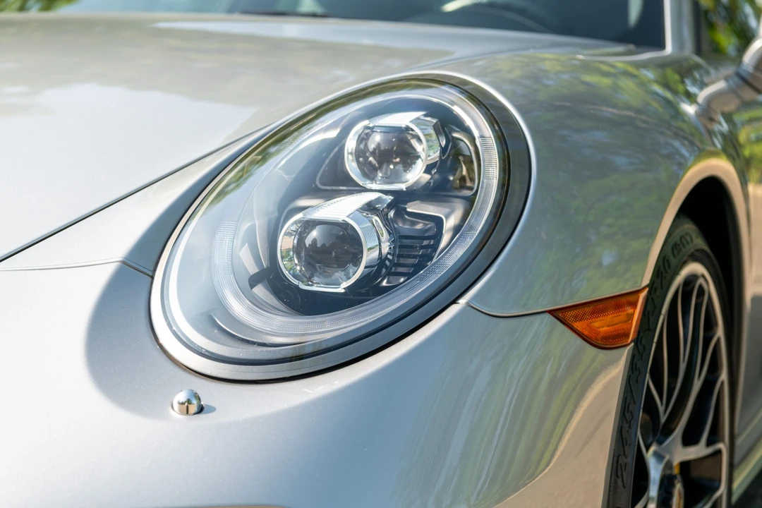 2015 Porsche 991 Turbo S - Image 15 of 31