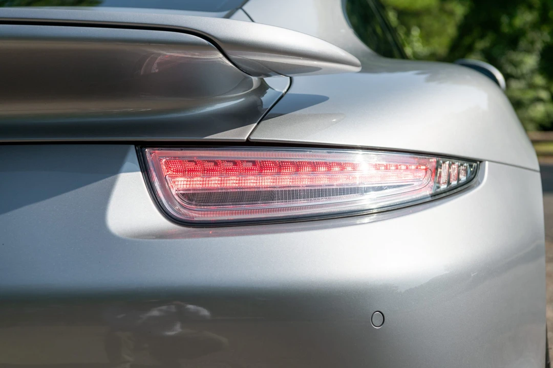 2015 Porsche 991 Turbo S - Image 24 of 31