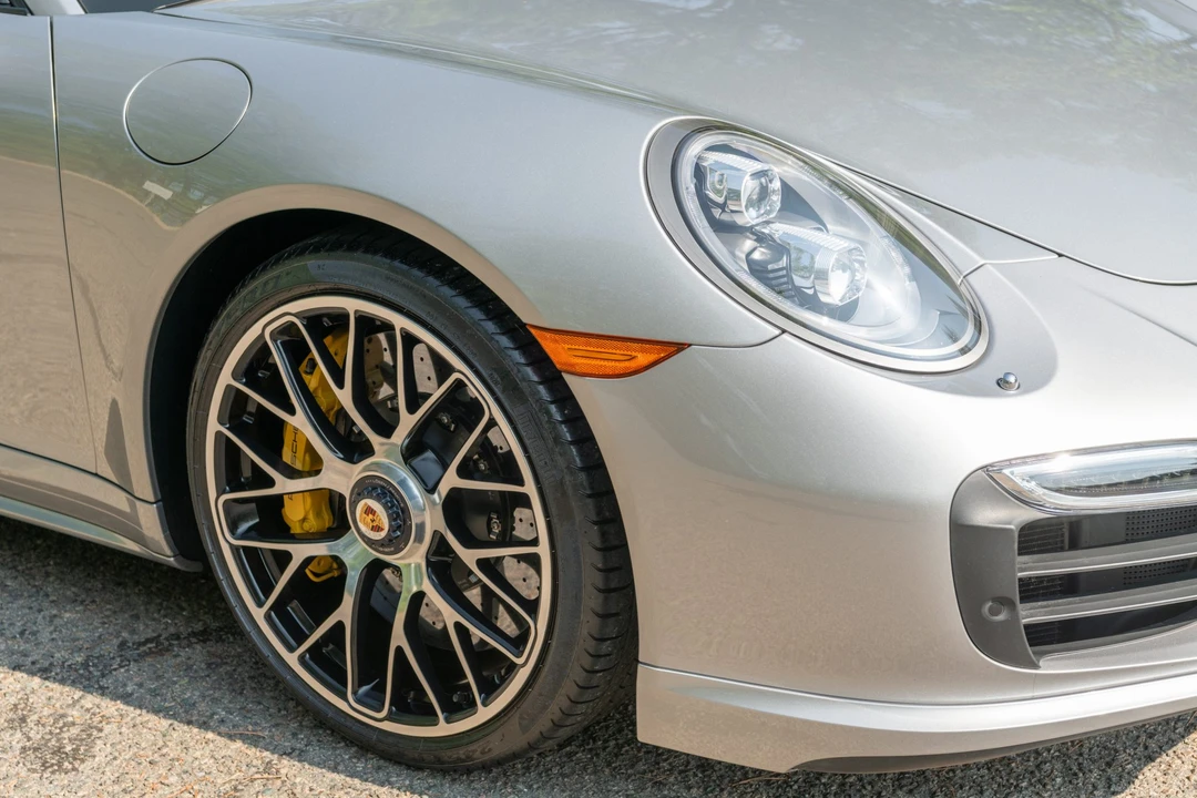 2015 Porsche 991 Turbo S - Image 29 of 31