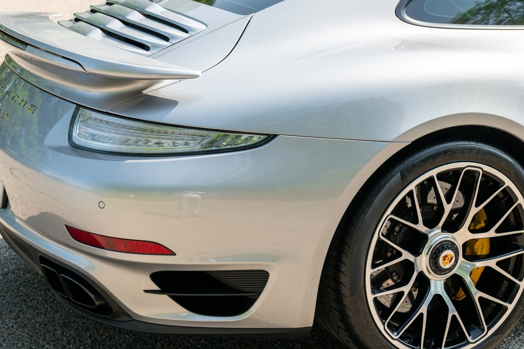 2015 Porsche 991 Turbo S - Image 26 of 31
