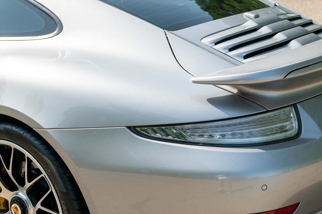 2015 Porsche 991 Turbo S - Image 25 of 31