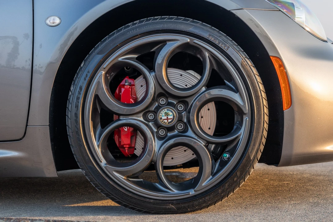 2016 Alfa Romeo 4C Coupe - Image 30 of 31