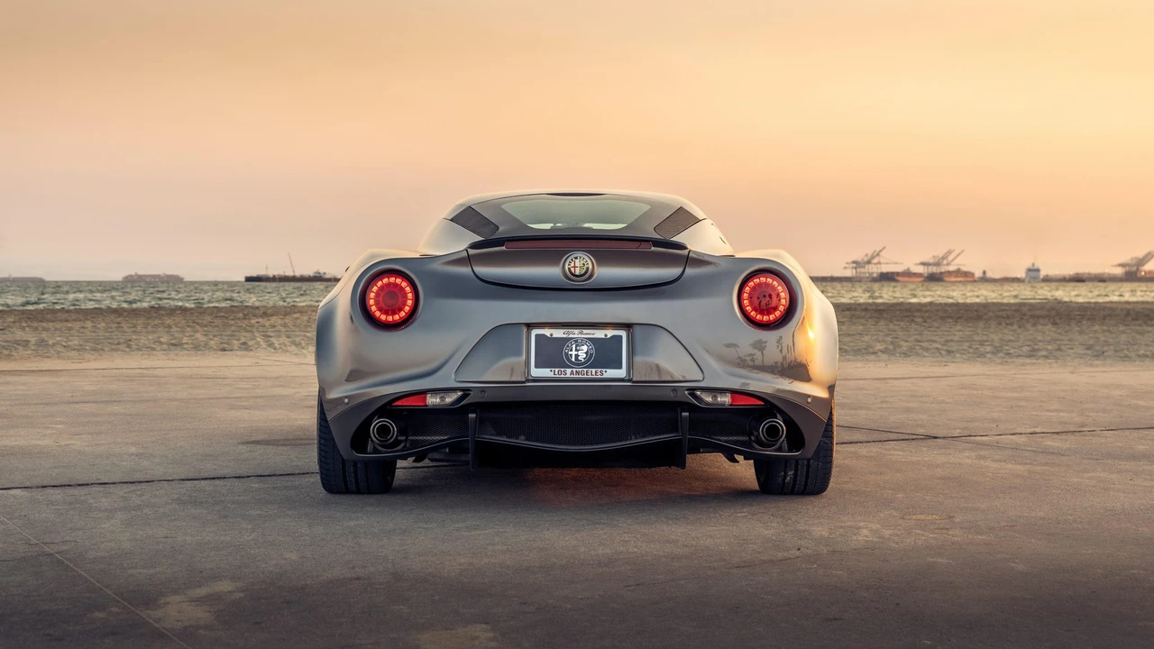 2016 Alfa Romeo 4C Coupe - Image 8 of 31