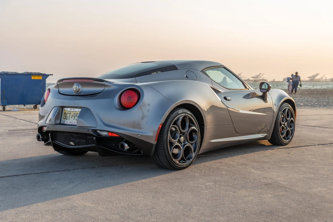 2016 Alfa Romeo 4C Coupe - Image 10 of 31