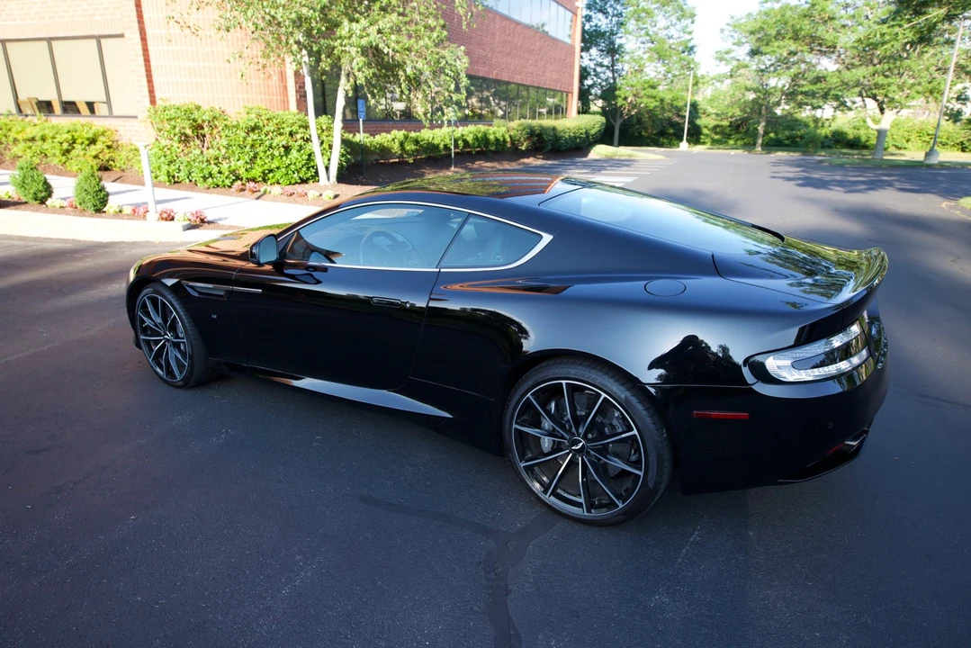 2016 Aston Martin DB9 - Image 7 of 31