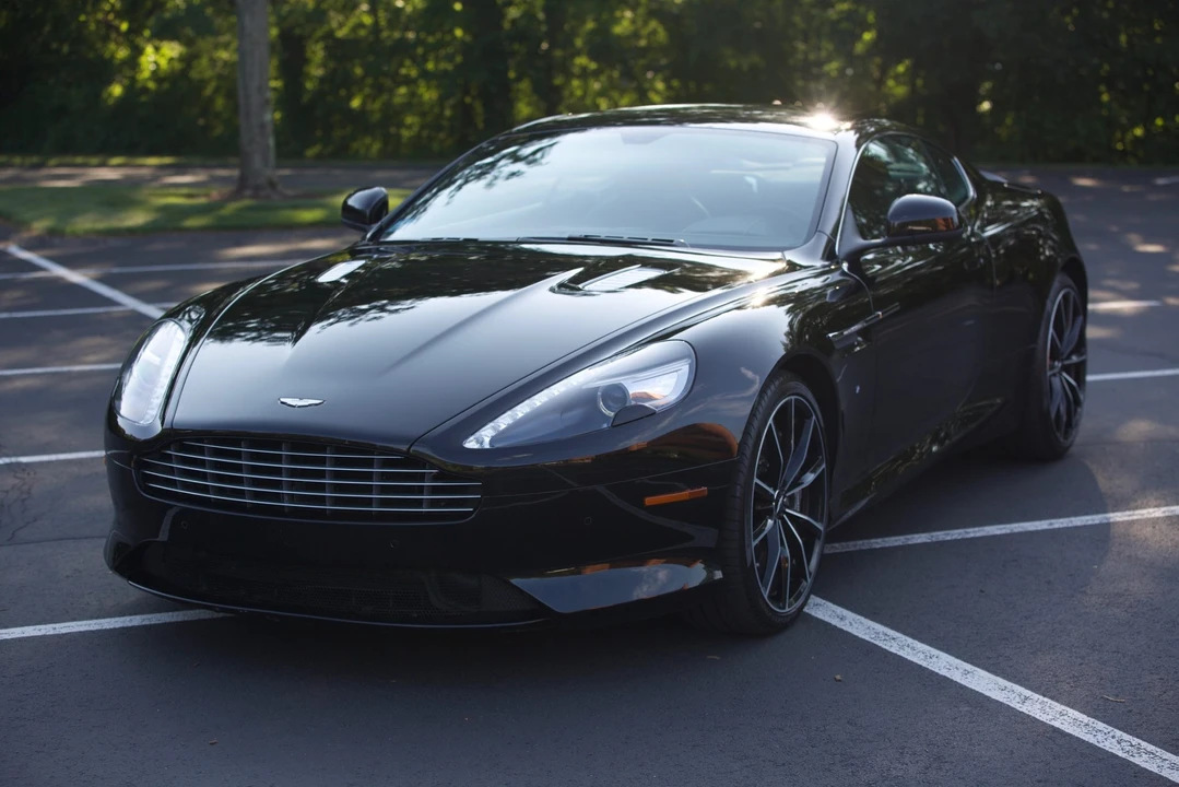 2016 Aston Martin DB9 - Image 3 of 31