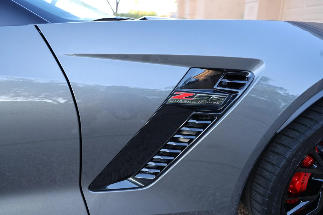 2016 Chevrolet Corvette C7 Z06 - Image 28 of 31