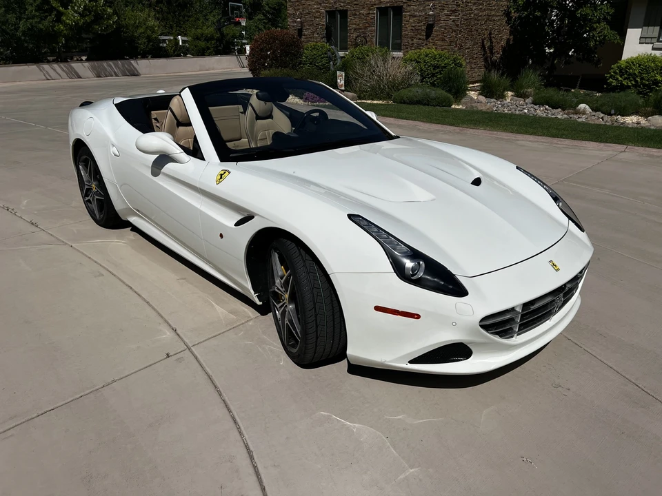 2016 Ferrari California T - Image 31 of 31