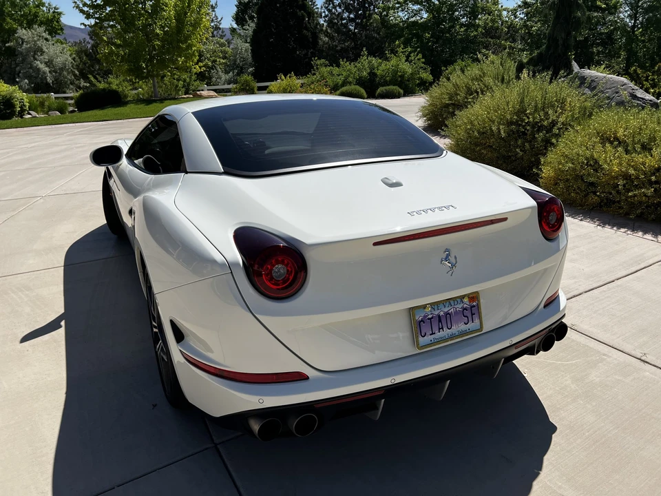2016 Ferrari California T - Image 21 of 31