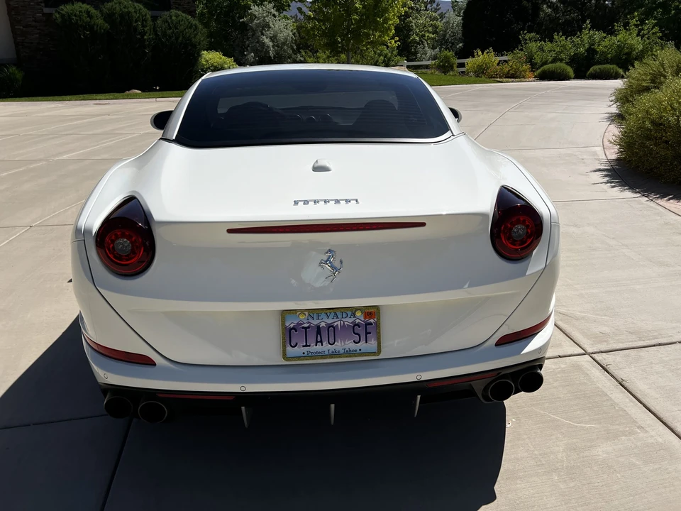 2016 Ferrari California T - Image 22 of 31