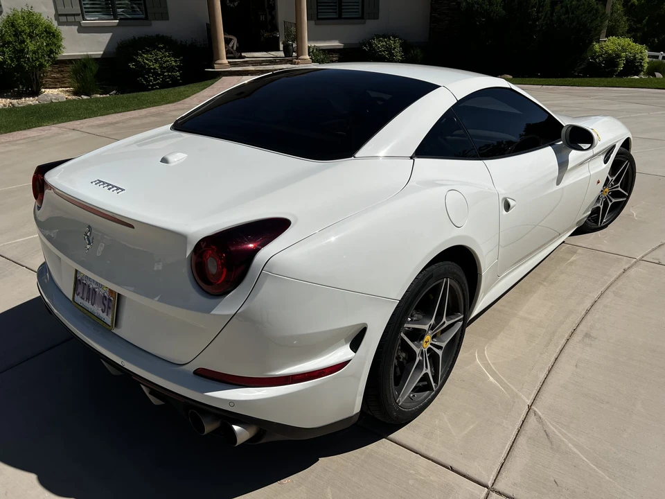 2016 Ferrari California T - Image 24 of 31