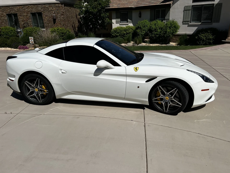2016 Ferrari California T - Image 28 of 31