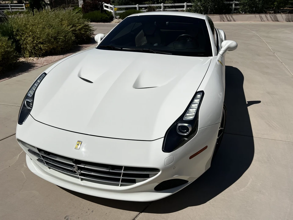 2016 Ferrari California T - Image 3 of 31
