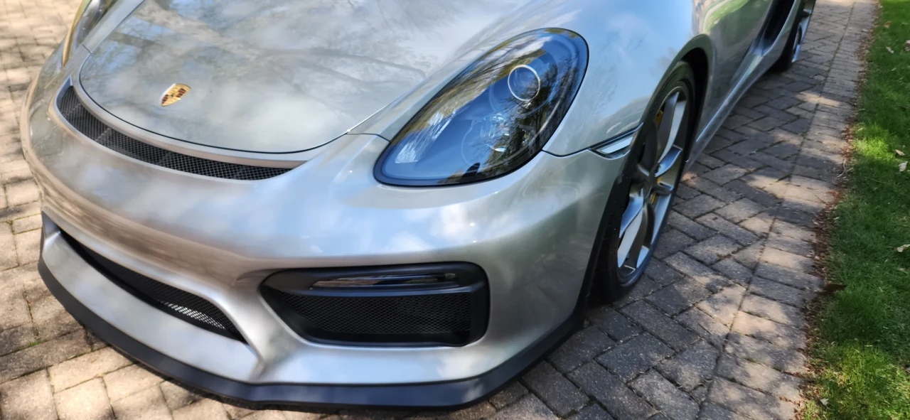 2016 Porsche 981 Cayman GT4 - Image 25 of 31