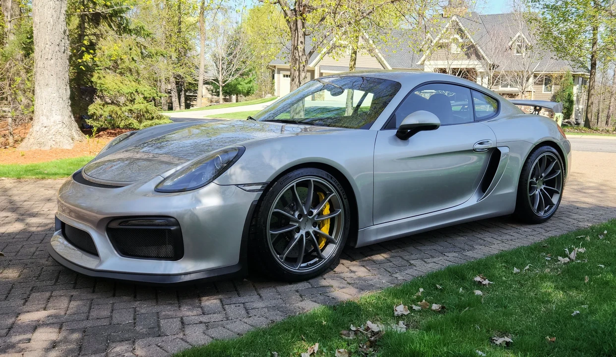2016 Porsche 981 Cayman GT4 - Image 5 of 31