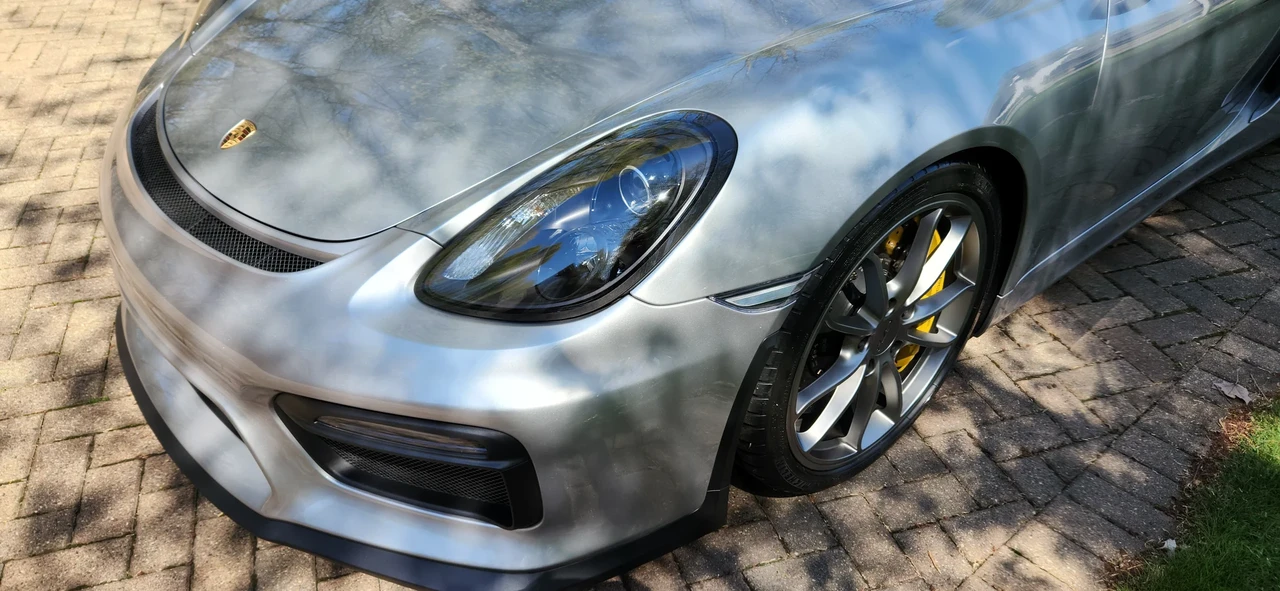 2016 Porsche 981 Cayman GT4 - Image 26 of 31