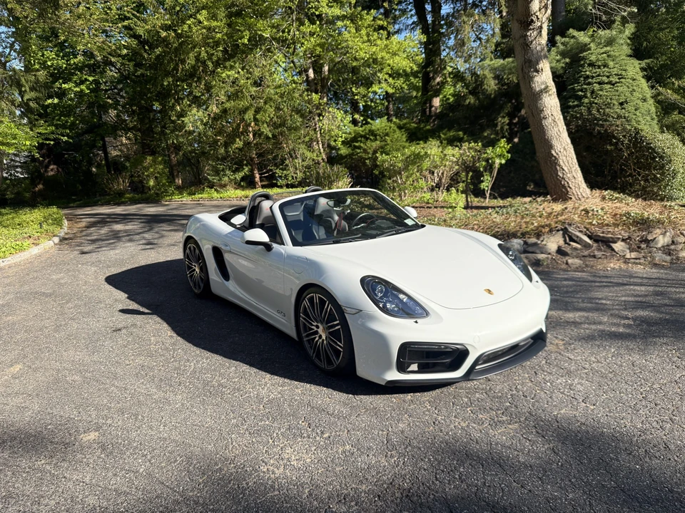 2016 Porsche 981 Boxster GTS - Image 7 of 31
