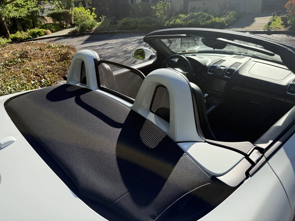 2016 Porsche 981 Boxster GTS - Image 17 of 31
