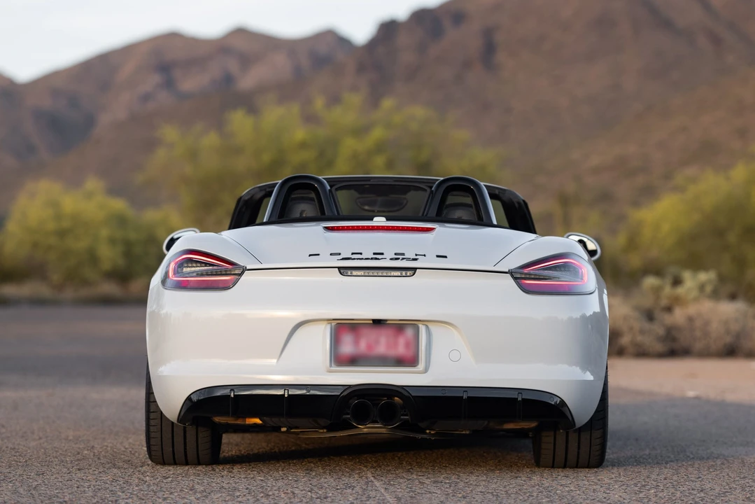 2016 Porsche 981 Boxster GTS - Image 9 of 31