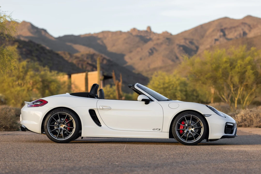 2016 Porsche 981 Boxster GTS - Image 10 of 31