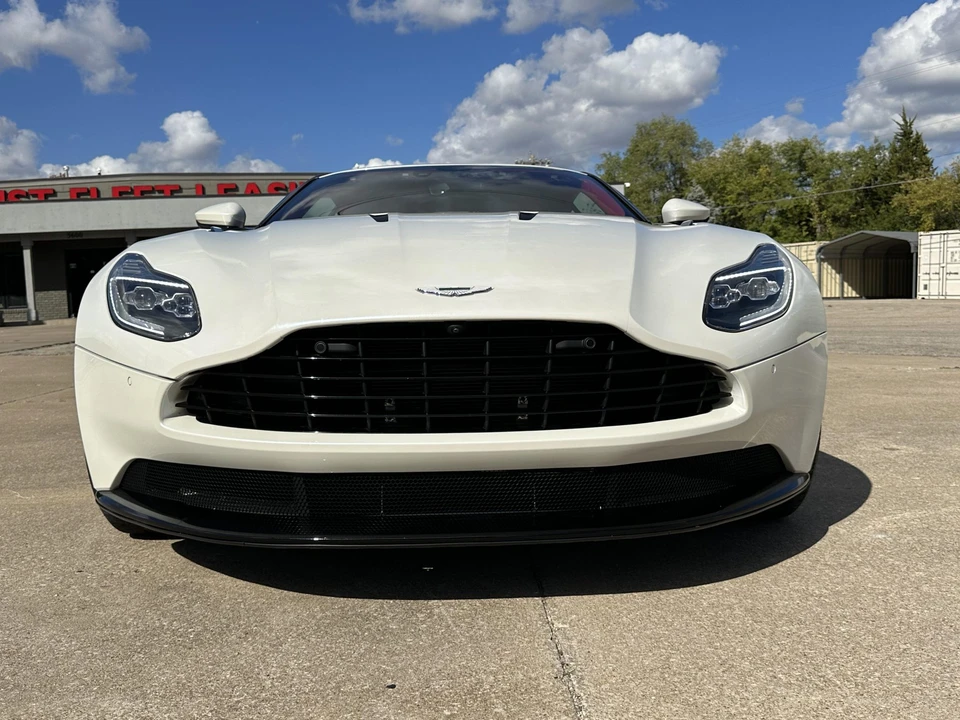 2017 Aston Martin DB11 V12 - Image 2 of 31