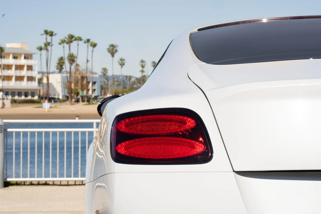 2017 Bentley Continental GT V8 2nd Gen - Image 28 of 31