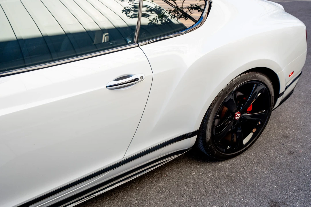 2017 Bentley Continental GT V8 2nd Gen - Image 29 of 31