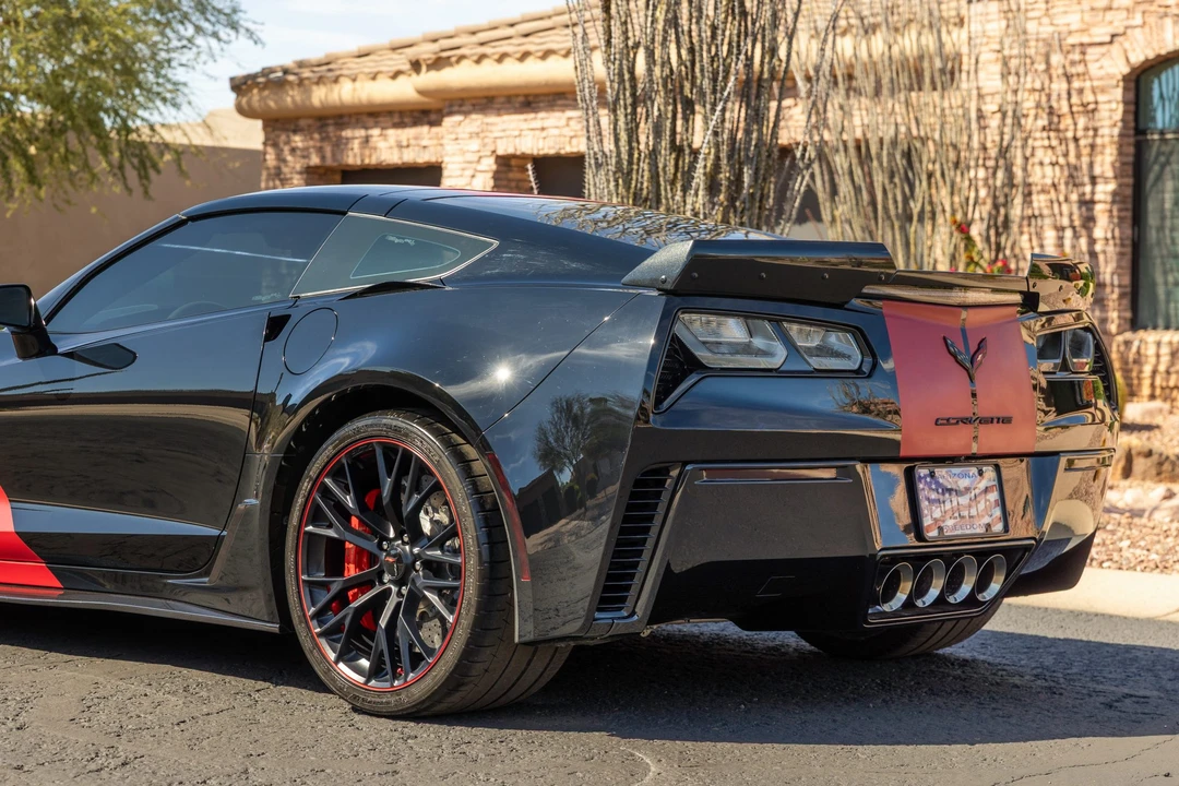 2017 Chevrolet Corvette C7 Z06 - Image 12 of 31