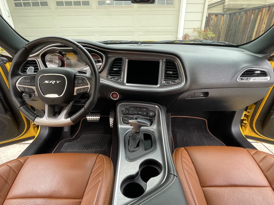 2017 Dodge Challenger SRT Hellcat 3rd Gen - Image 29 of 31