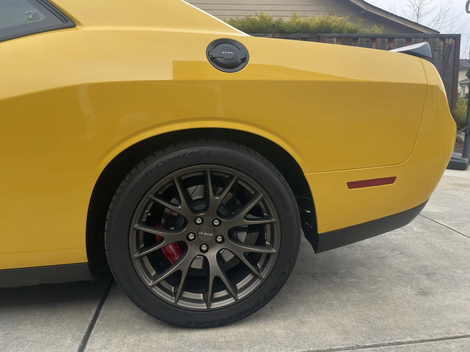 2017 Dodge Challenger SRT Hellcat 3rd Gen - Image 17 of 31
