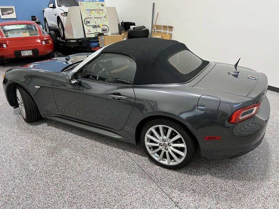 2017 Fiat 124 Spider - Image 3 of 31