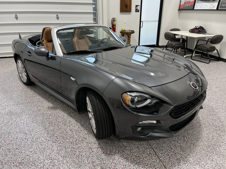 2017 Fiat 124 Spider - Image 12 of 31