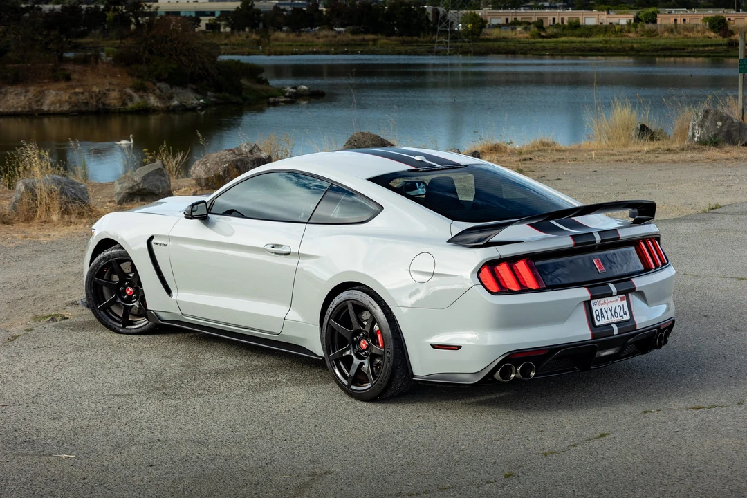 2017 Ford S550 Shelby Mustang GT350R - Image 28 of 31