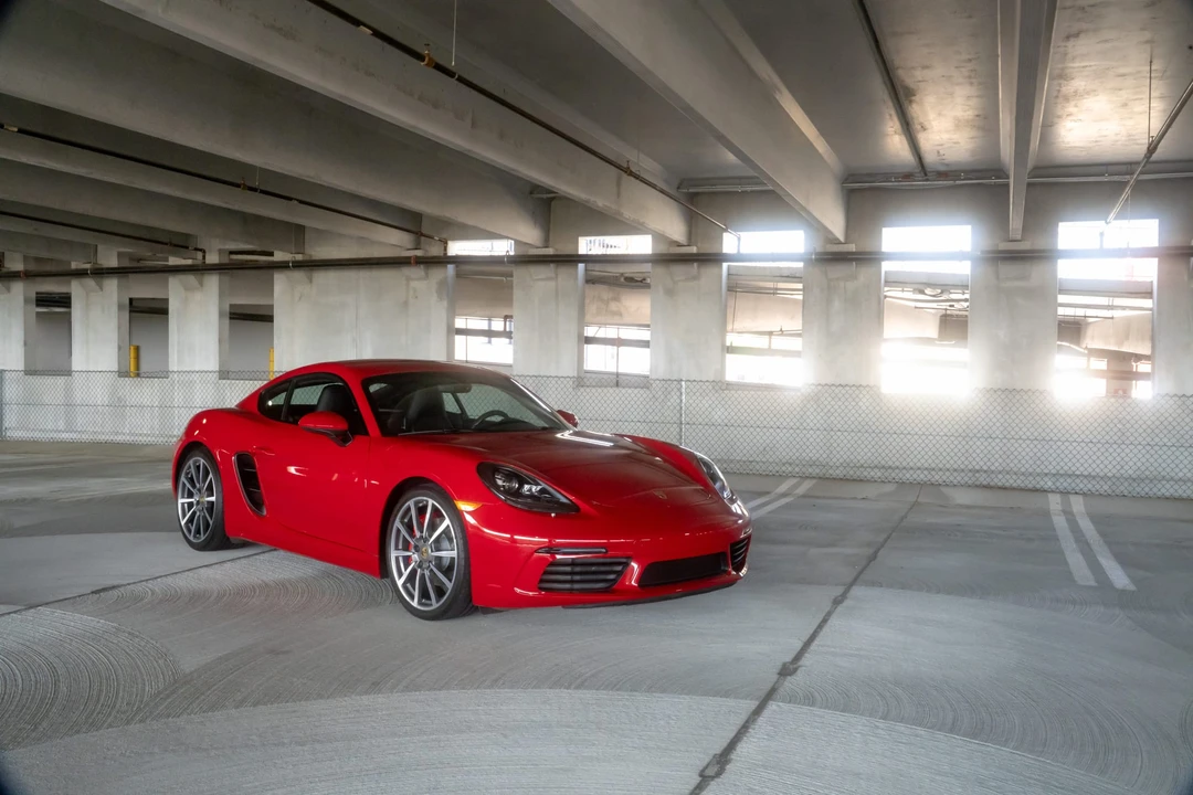 2017 Porsche 718 Cayman S - Image 22 of 31
