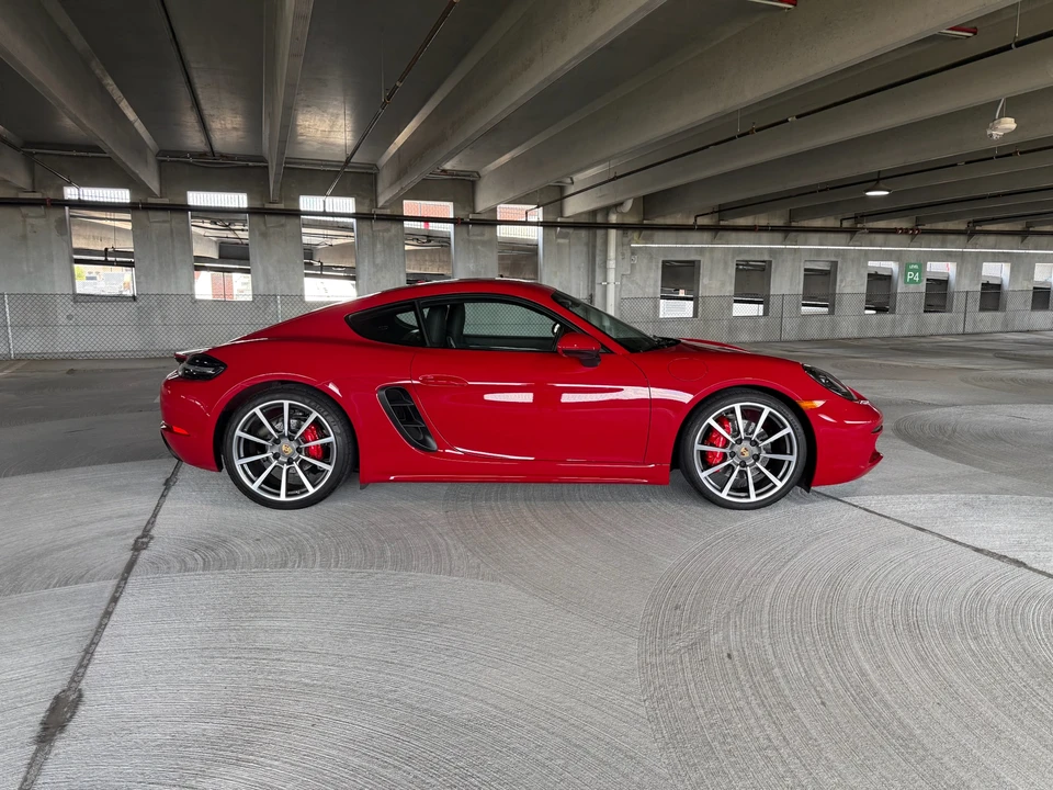 2017 Porsche 718 Cayman S - Image 26 of 31